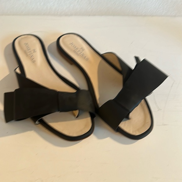 JOSEFINAS PORTUGAL MARIE ANTOINETTE black slides 39 8 B flats - Picture 2 of 9